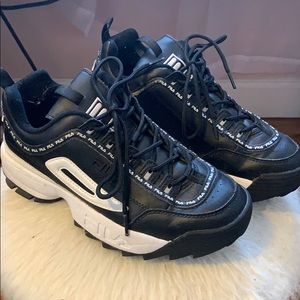 Fila Sneakers
